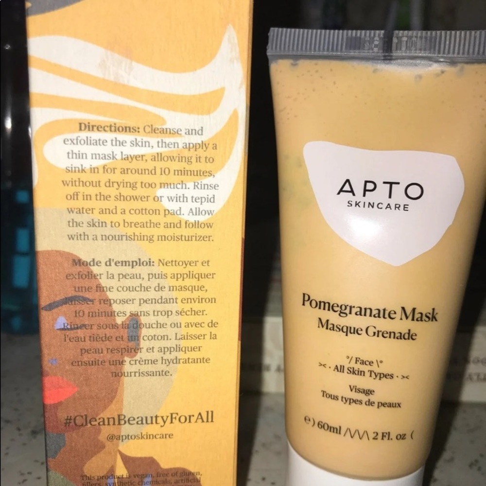 Apto pomegranate mask